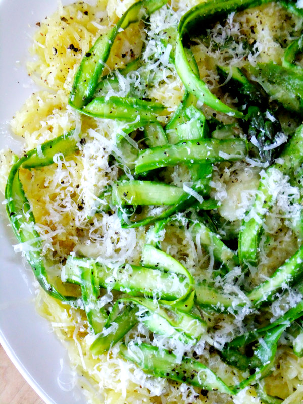spaghetti squash cacio e pepe style with asparagus