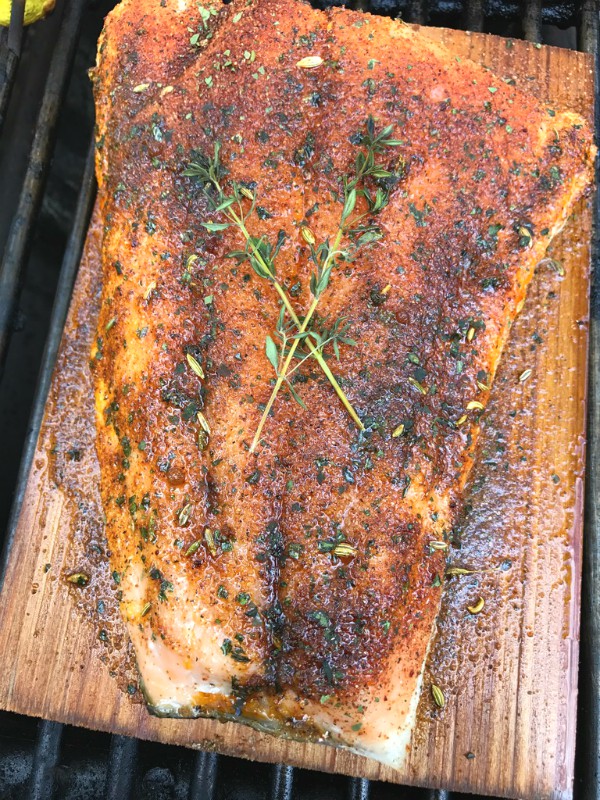 saumon sur planche
