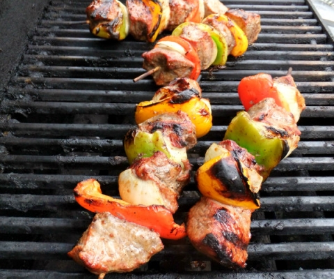 steak and vegetable kabobs