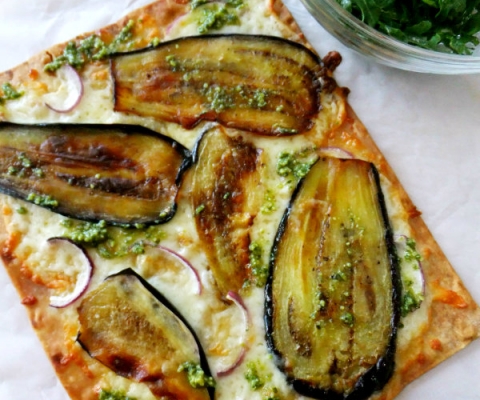 flatbread pizza with eggplant