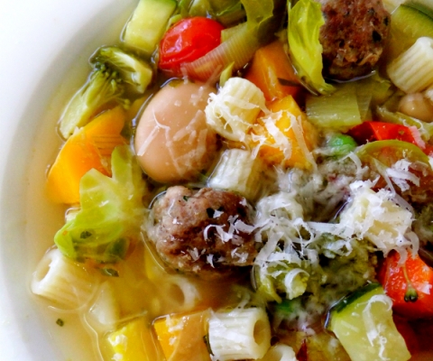 chunky minestrone soup
