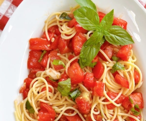 tomatoes and pasta