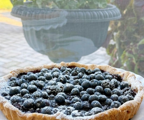 summer berry tart